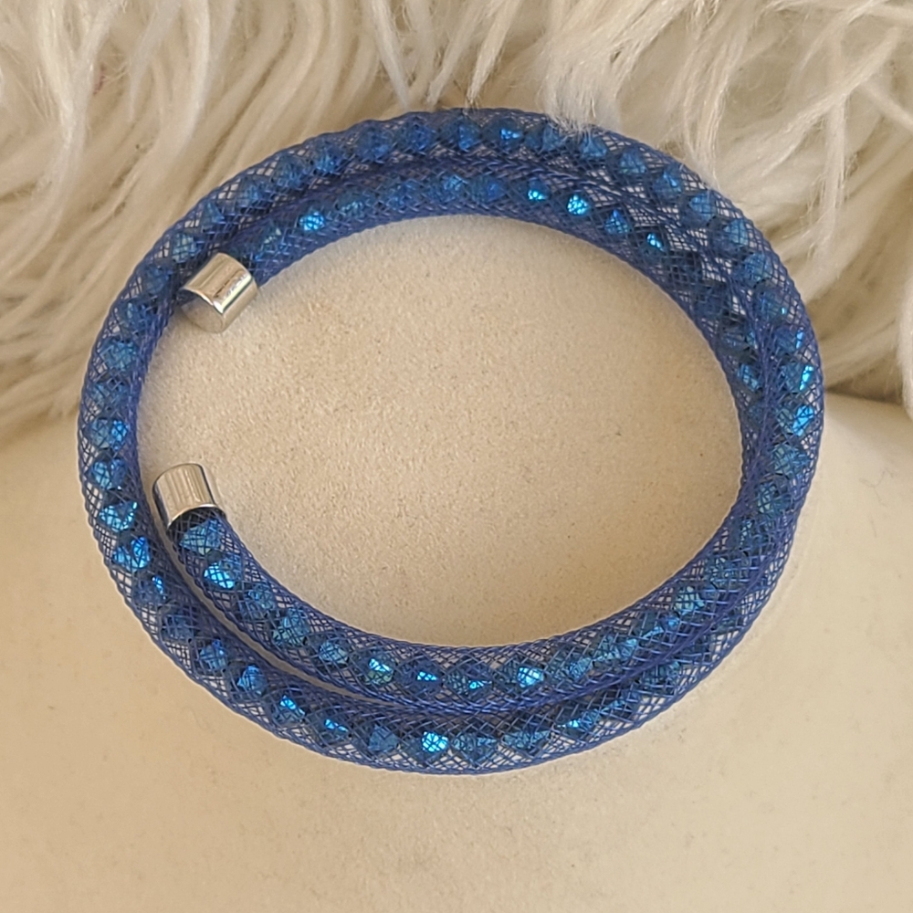Touchstone Crystal by Swarovski- Blue Mesh Bracelet- Excellent Condition